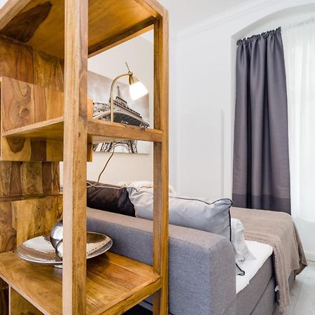 The Lohmeyerstr Hh, 2 Bed Rooms Up To 5 People เบอร์ลิน ภายนอก รูปภาพ