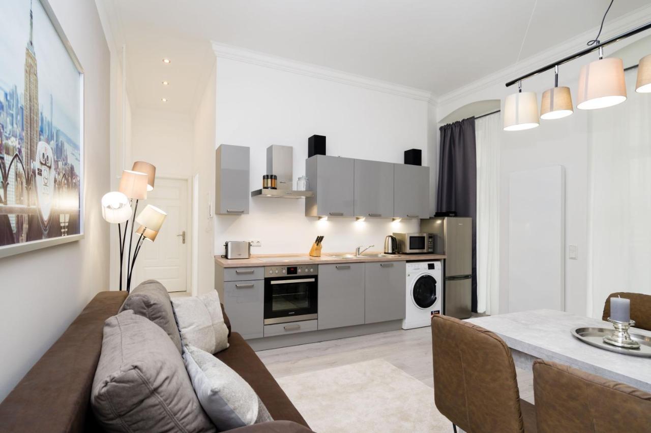 The Lohmeyerstr Hh, 2 Bed Rooms Up To 5 People เบอร์ลิน ภายนอก รูปภาพ