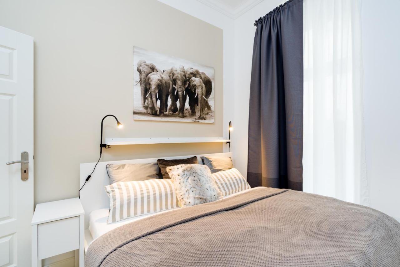 The Lohmeyerstr Hh, 2 Bed Rooms Up To 5 People เบอร์ลิน ภายนอก รูปภาพ